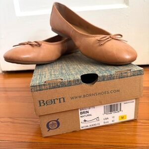 Born Brin Women's Natural (almond) ballet flats, Size 10